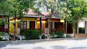 ผ้าม่านกันแสง, บริการ WiFi ฟรี