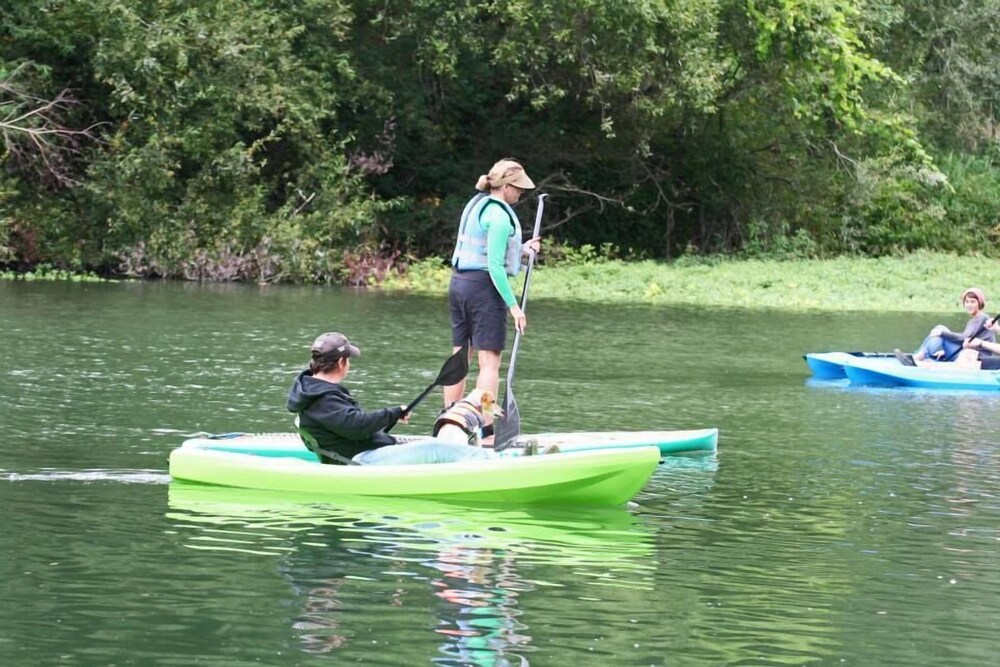 Paddler's Paradise Hot Tub!Walk to Beach!