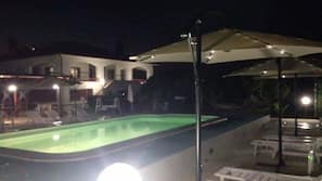 Piscina stagionale all'aperto