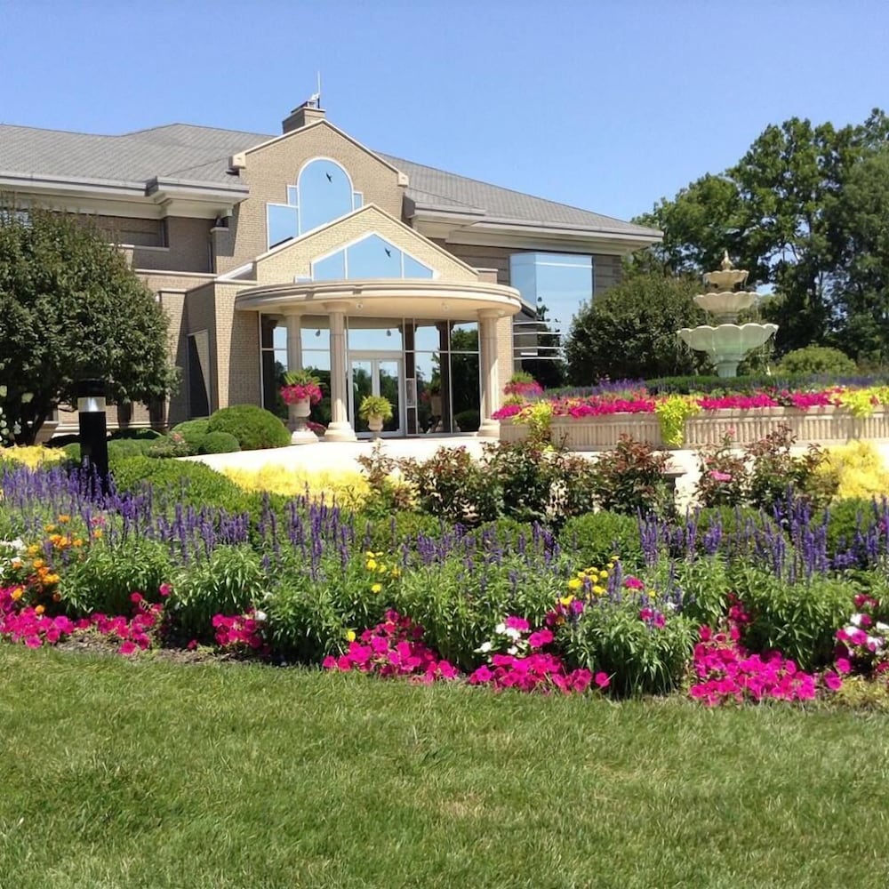 Mill Creek Gardens in Winamac, United States