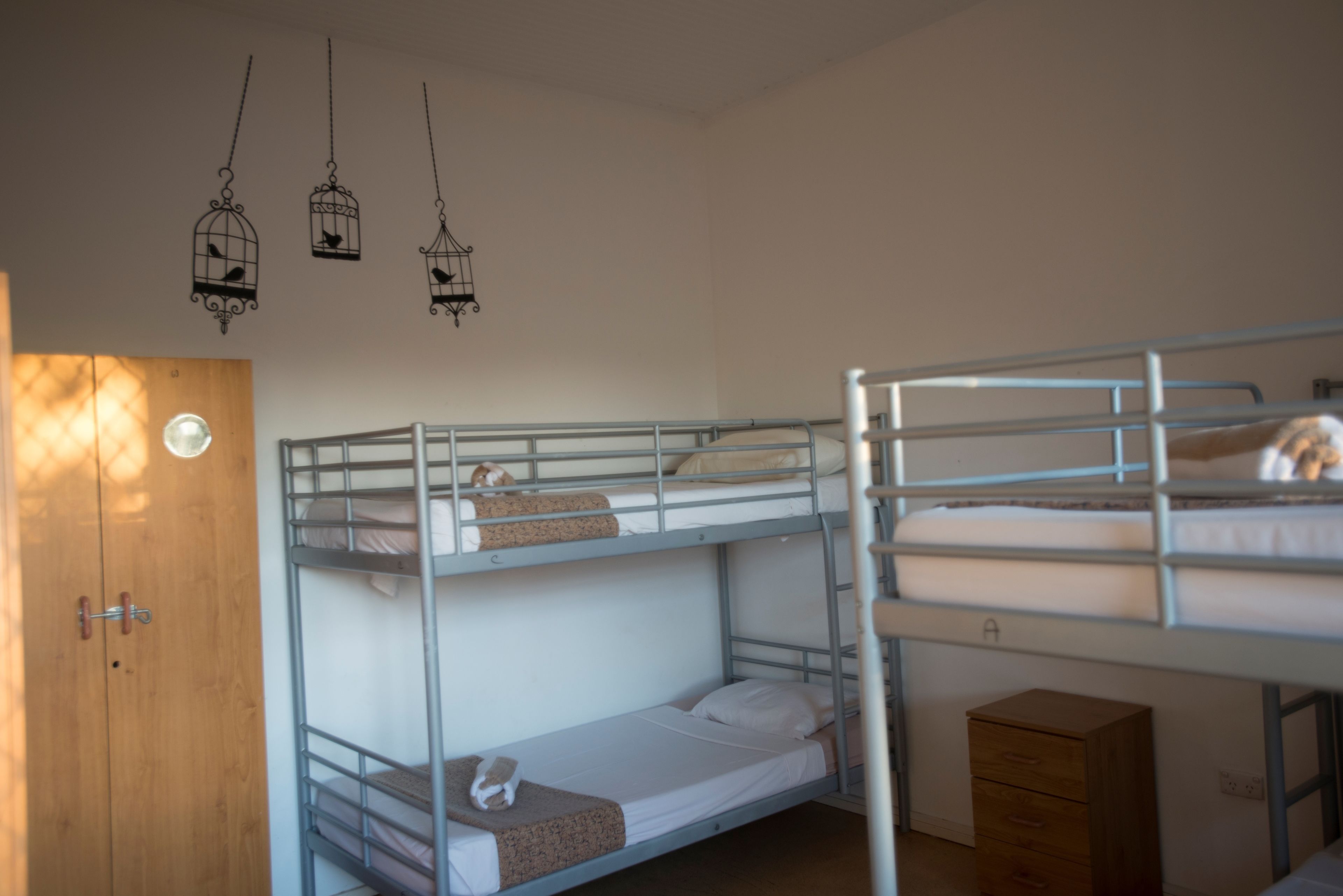 Roey Backpackers & Party Bar