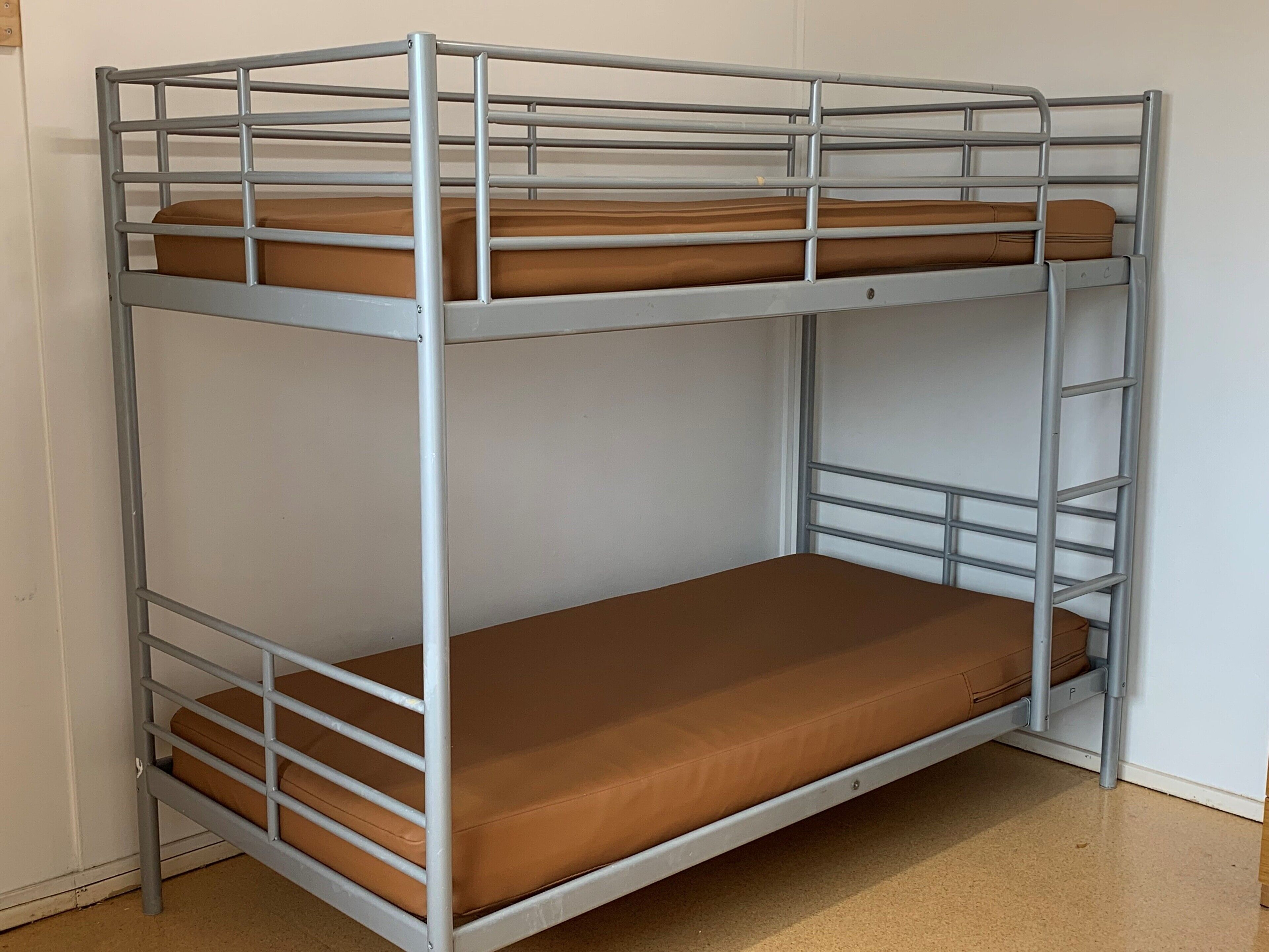 Roey Backpackers & Party Bar