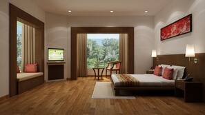 Premium bedding, minibar, in-room safe, desk