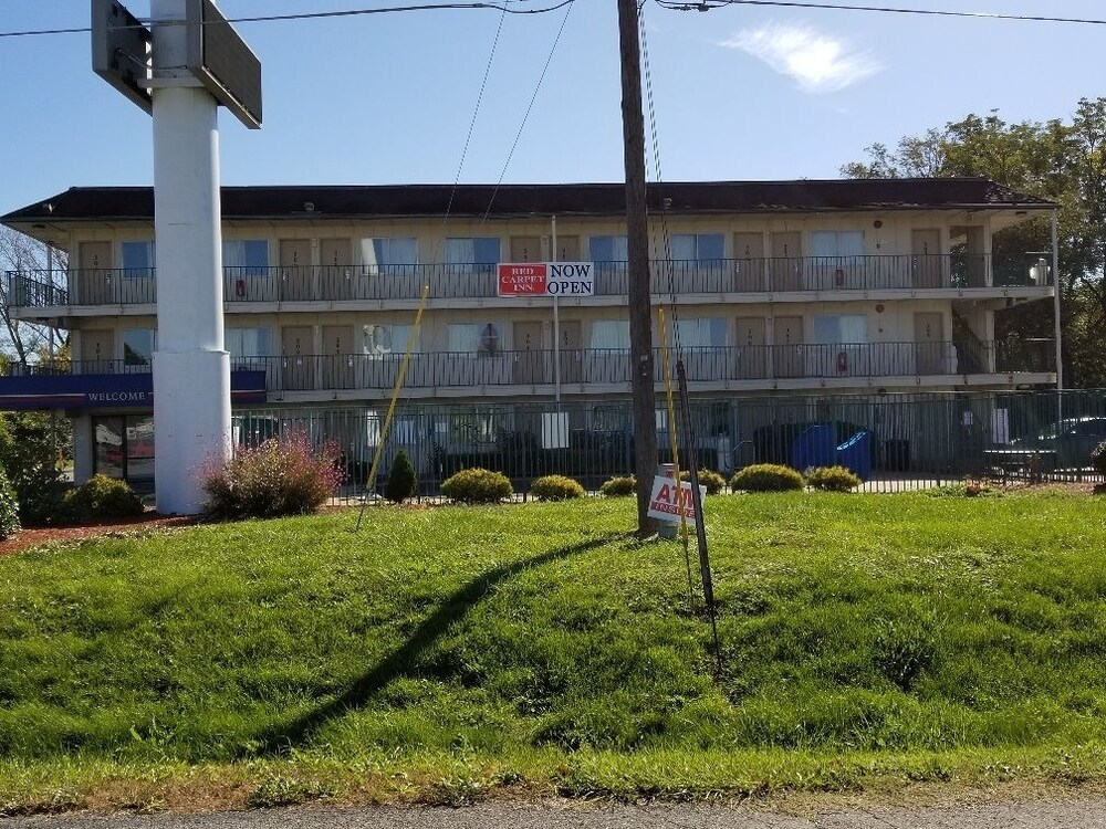 Exterior, Red Carpet Inn Jeffersonville