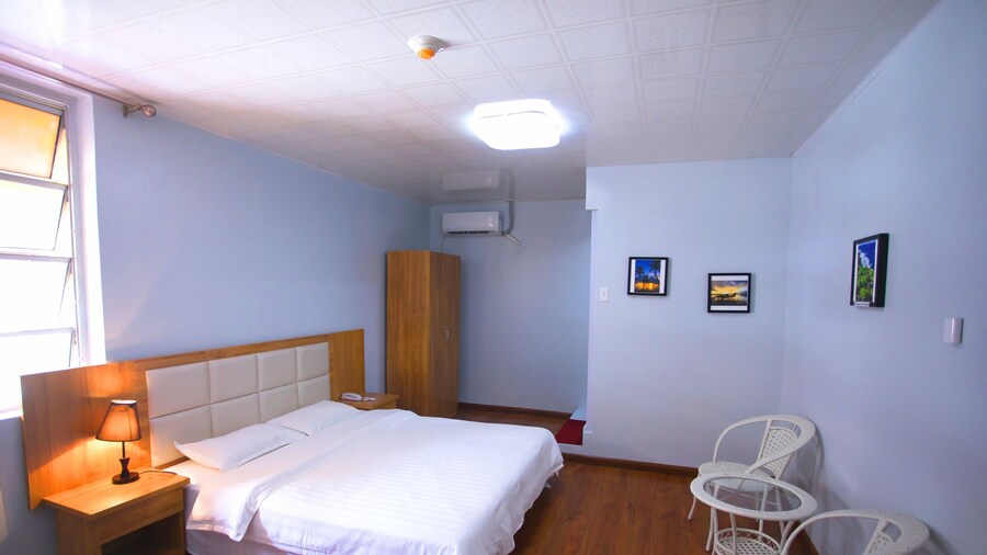 Pacific Islander Inn