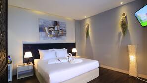 Minibar, desk, iron/ironing board, free WiFi