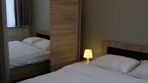 1 Schlafzimmer, Schreibtisch, Bügeleisen/Bügelbrett, kostenloses WLAN