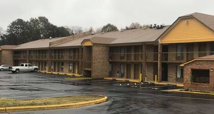 Days Inn by Wyndham King