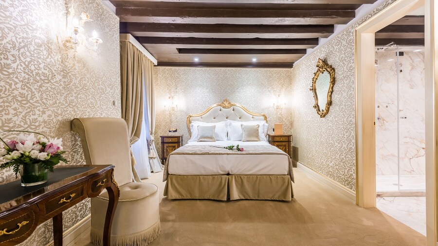Hotel Nani Mocenigo Palace