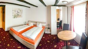 Hochwertige Bettwaren, Minibar, kostenlose Babybetten, kostenloses WLAN