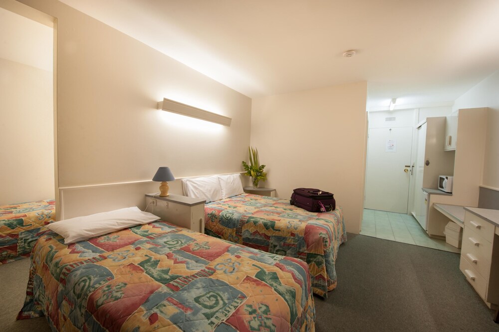 Parklane Motel