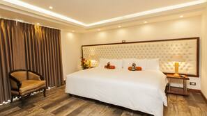 1 quarto, roupas de cama premium, cofres nos quartos, escrivaninha