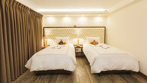 1 quarto, roupas de cama premium, cofres nos quartos, escrivaninha