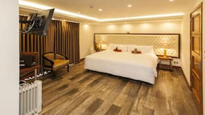 1 quarto, roupas de cama premium, cofres nos quartos, escrivaninha