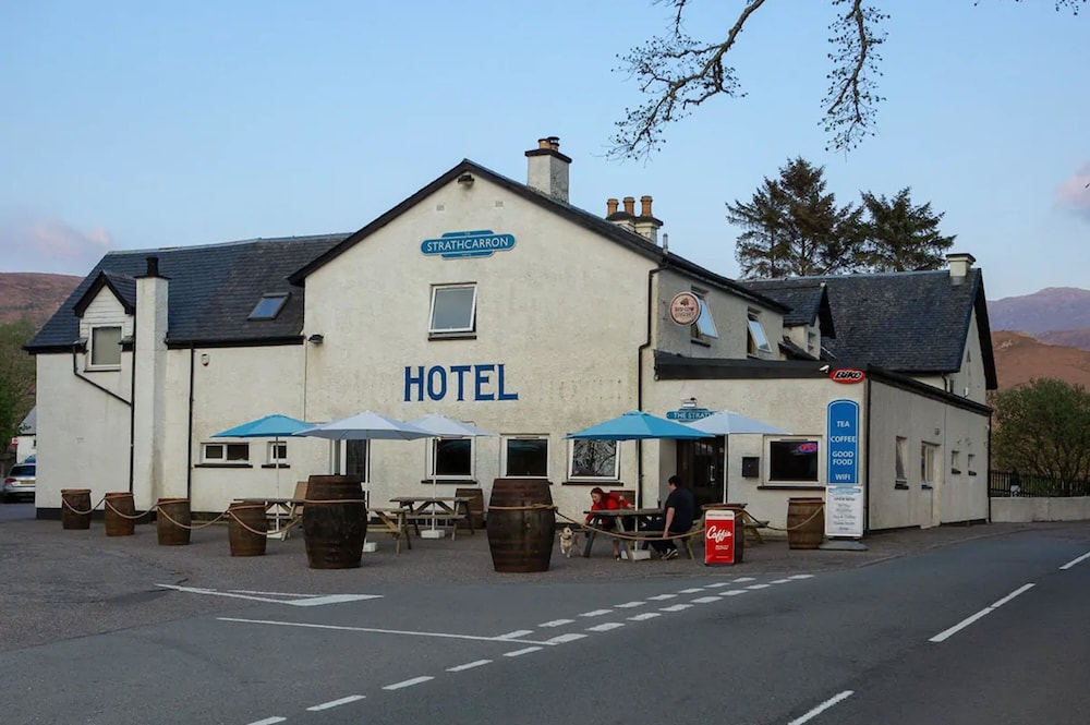 Strathcarron Hotel