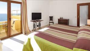 Individually decorated, individually furnished, free WiFi, linens