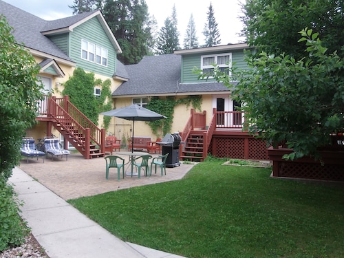 Hotels Near Burges And James Gadsden Provincial Park Golden Top Vacation Al Sleeps Up To 9 Golden Bc