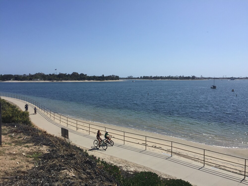 Quiet Sail Bay Residence On Crown Point Steps To The Beach 2019 Quiet Sail Bay Residence On Crown Point