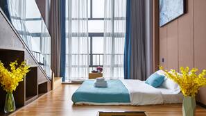 1 bedroom, premium bedding, blackout curtains, free WiFi