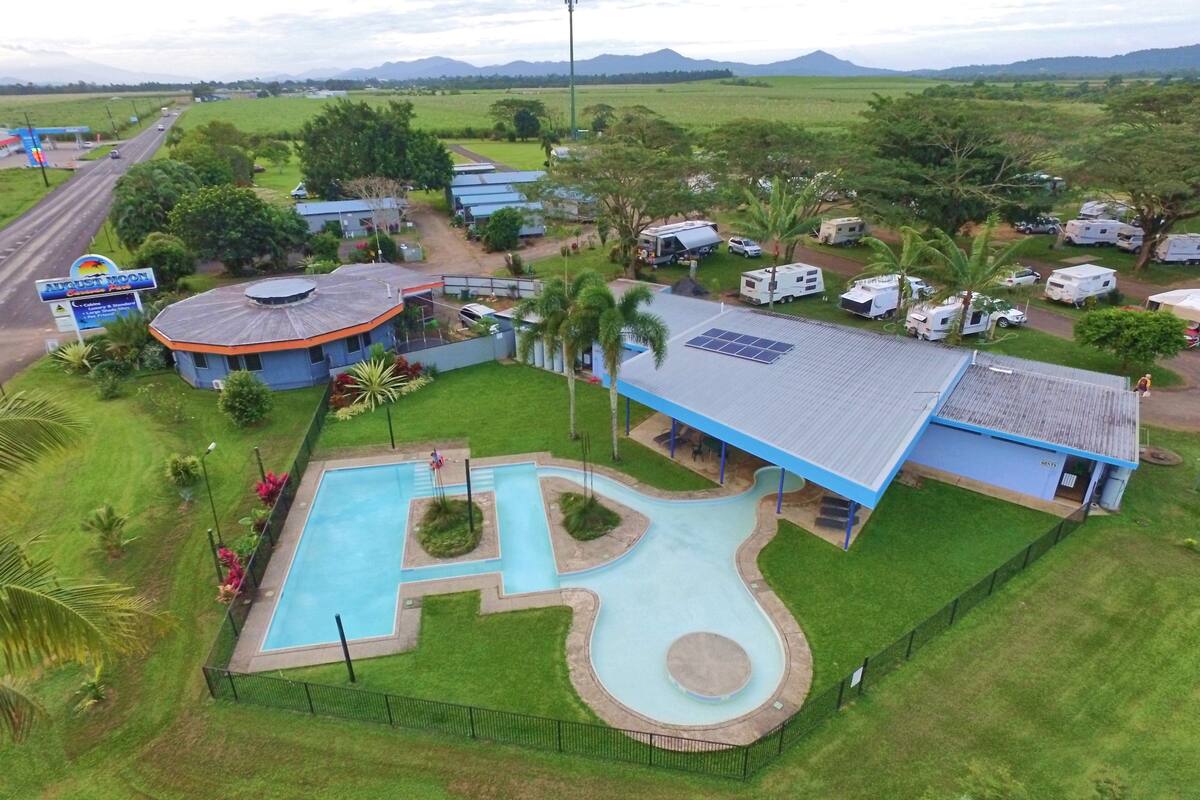 アウグスト ムーン キャラバン パーク 口コミ 部屋写真 料金 お得情報 エクスペディア