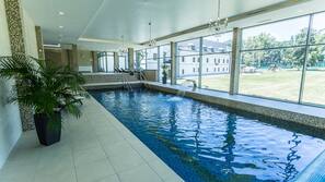 Piscine couverte
