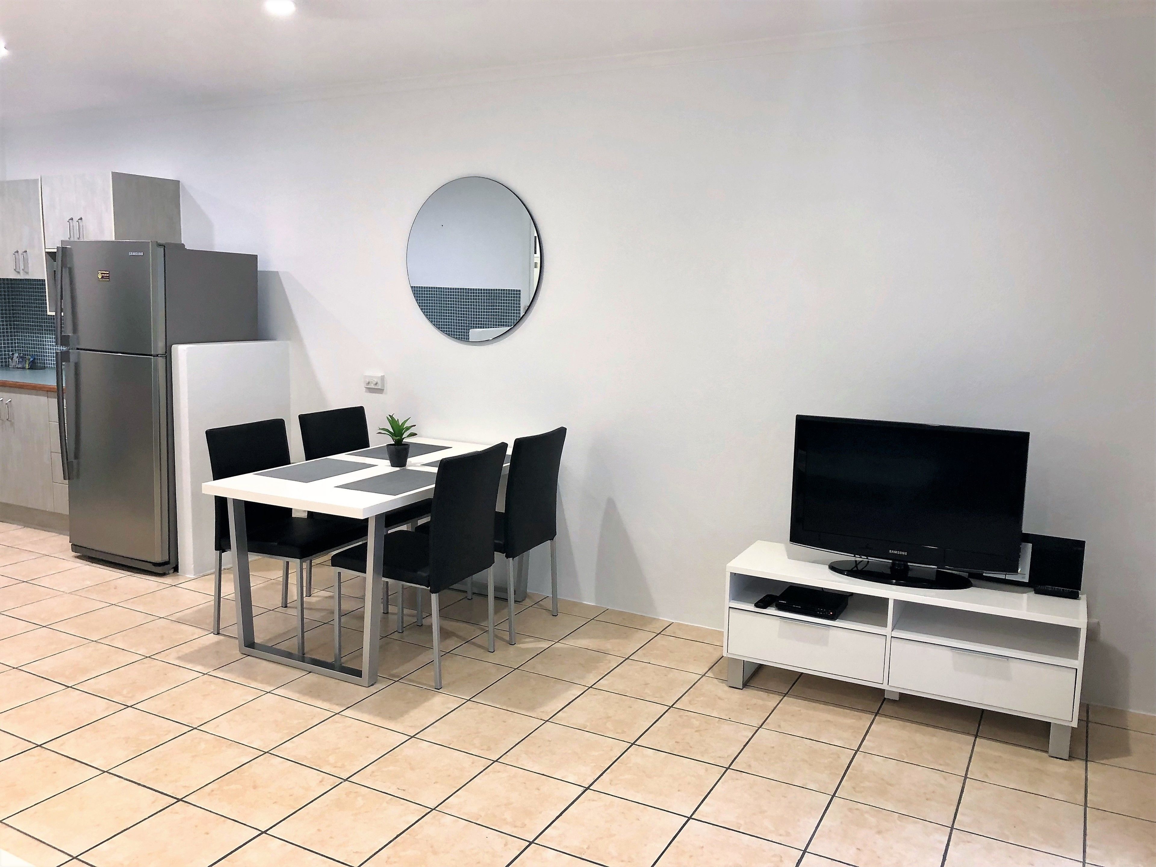 Hibiscus On Palm Cove at Marlin Waters