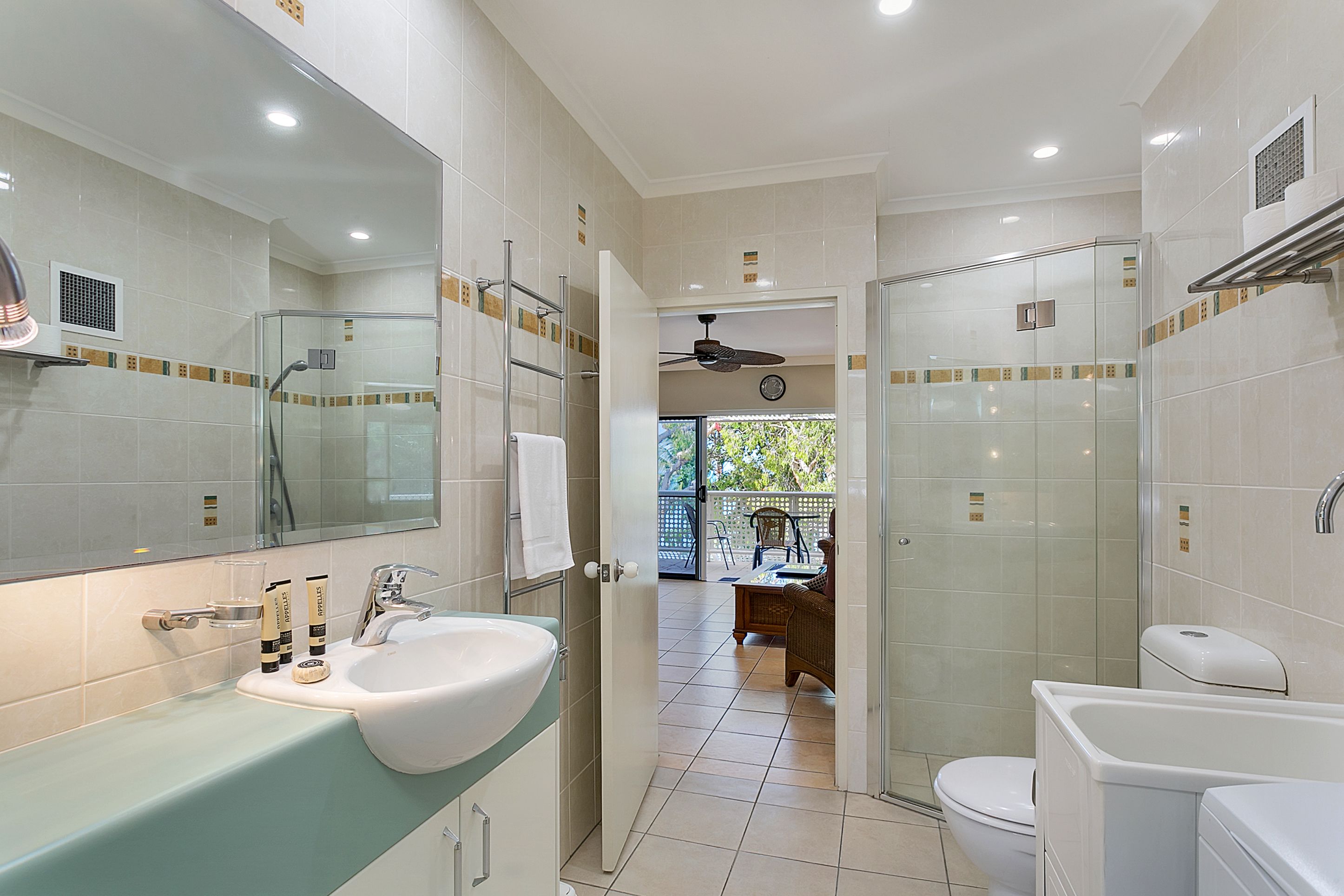 Hibiscus On Palm Cove at Marlin Waters