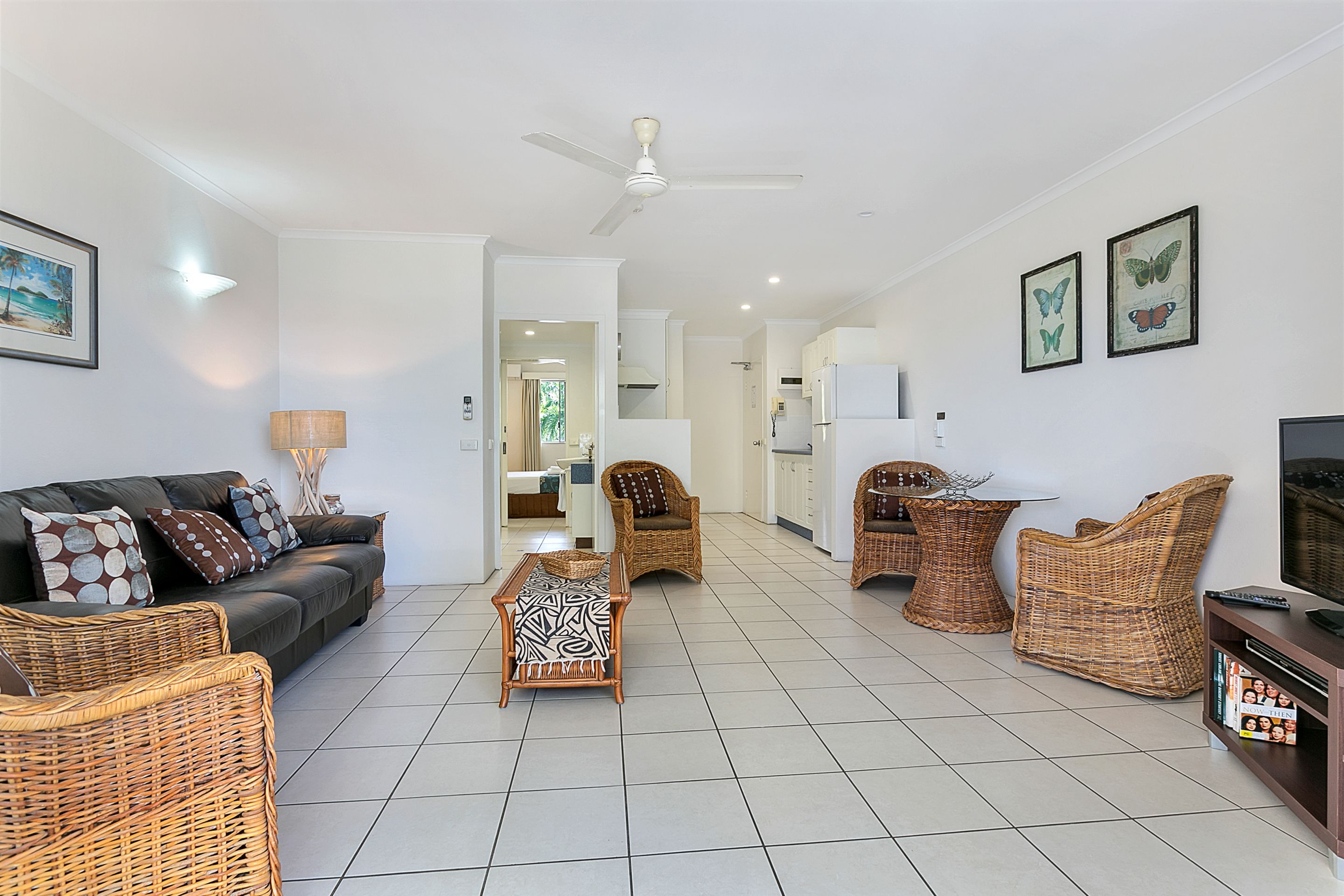 Hibiscus On Palm Cove at Marlin Waters