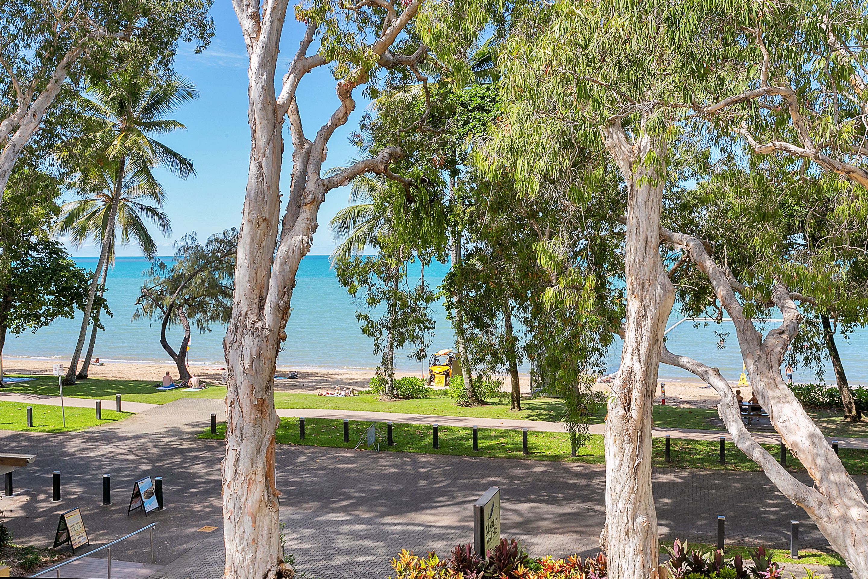 Hibiscus On Palm Cove at Marlin Waters