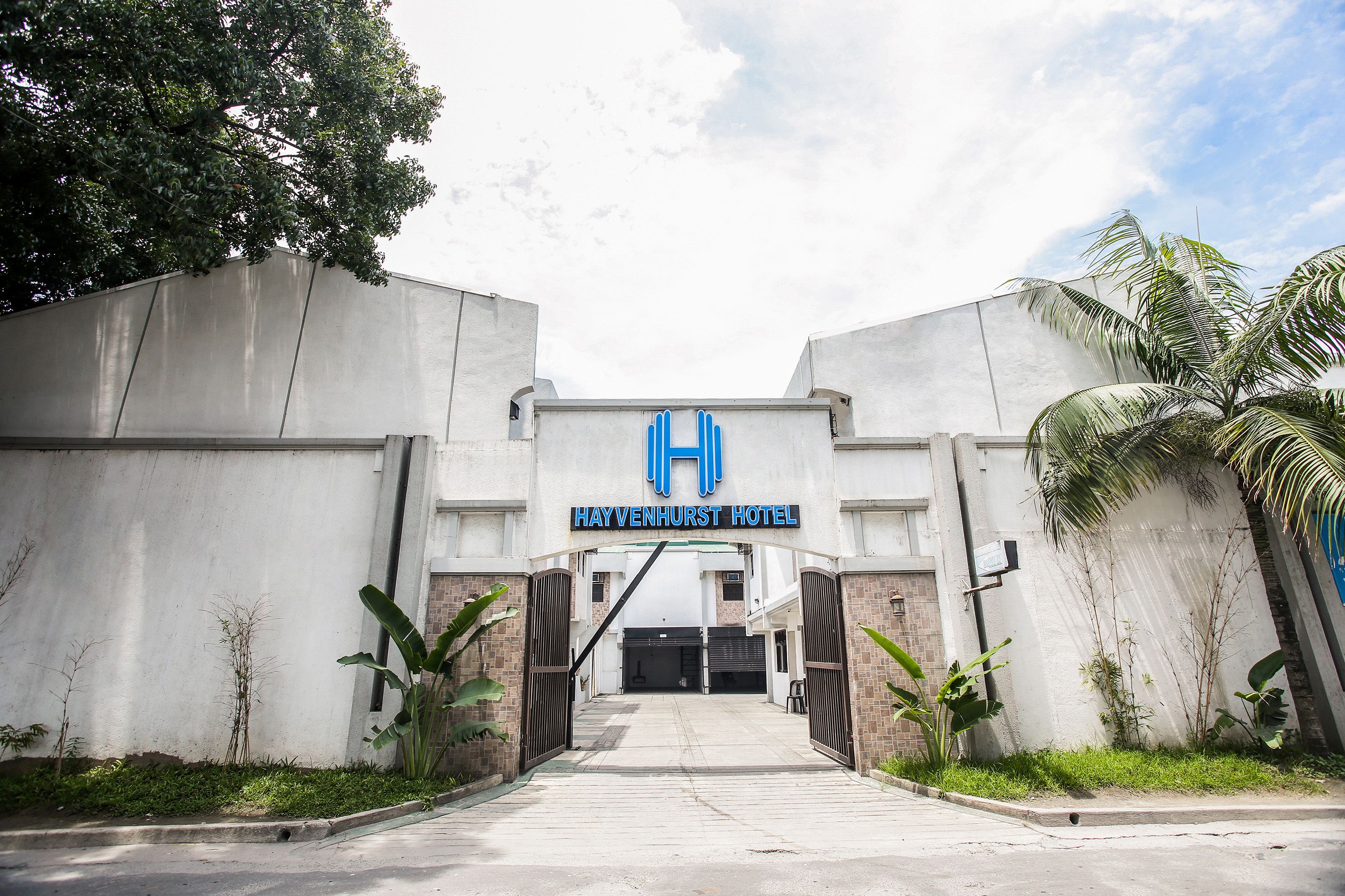 OYO 231 Hayvenhurst Hotel in Angeles City in Angeles City, Philippines