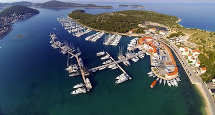 Marina Frapa Resort Rogoznica