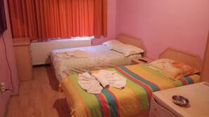 Premium bedding, desk, free WiFi