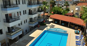 Apart Hotel Adora Reviews Photos Rates Ebookers Com