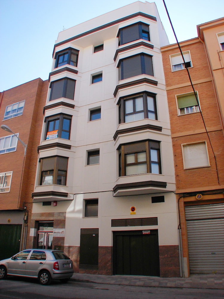 Imagen de Apartamentos Legazpi (3 de 7)