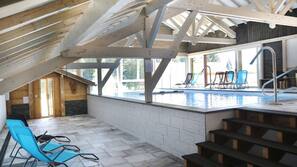 Piscine couverte