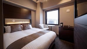 Desk, free WiFi, linens, wheelchair access