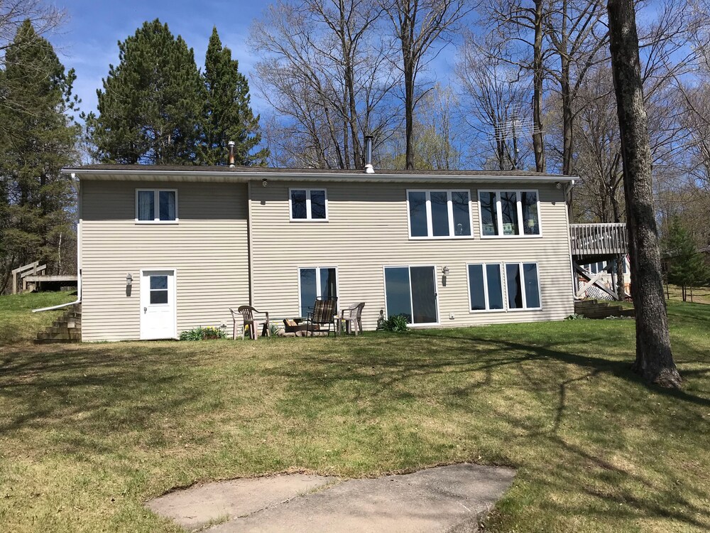 Waterfront Lake House / Cabin on Crane Lake near Pickerel WI see our