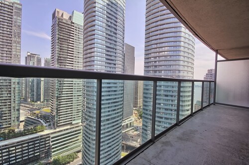 Check Expedia for Availability of CN Tower Cozy Condo