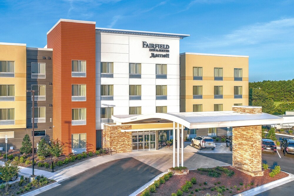 Front of property, Fairfield Inn & Suites by Marriott Greenville