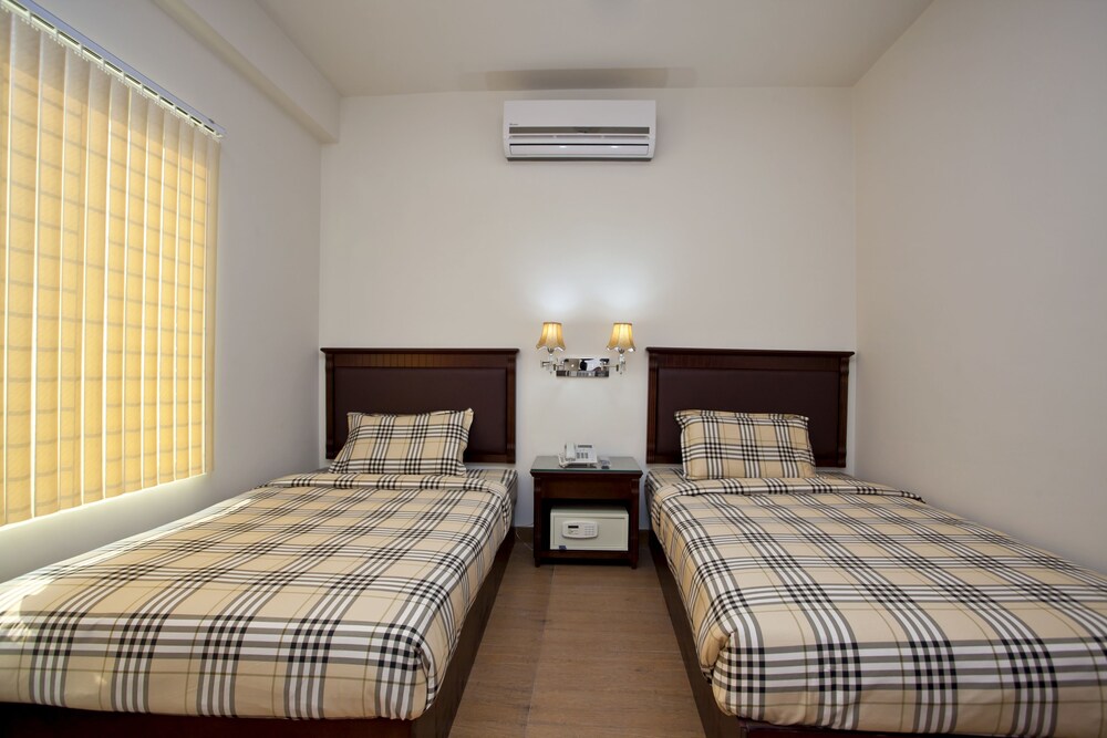 La Rose Hotel Deals & Reviews (Sylhet, BGD) Wotif