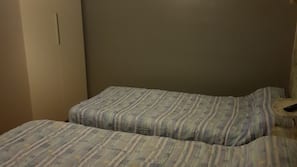 1 bedroom, iron/ironing board, free WiFi, linens