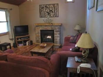 Oak Grove Cabins Reviews Photos Rates Ebookers Com