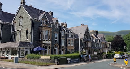 Keswick Park Hotel