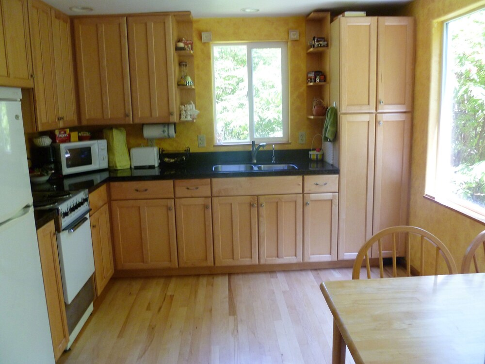 The Little Red Cabin On Bear Creek 2019 Room Prices Deals
