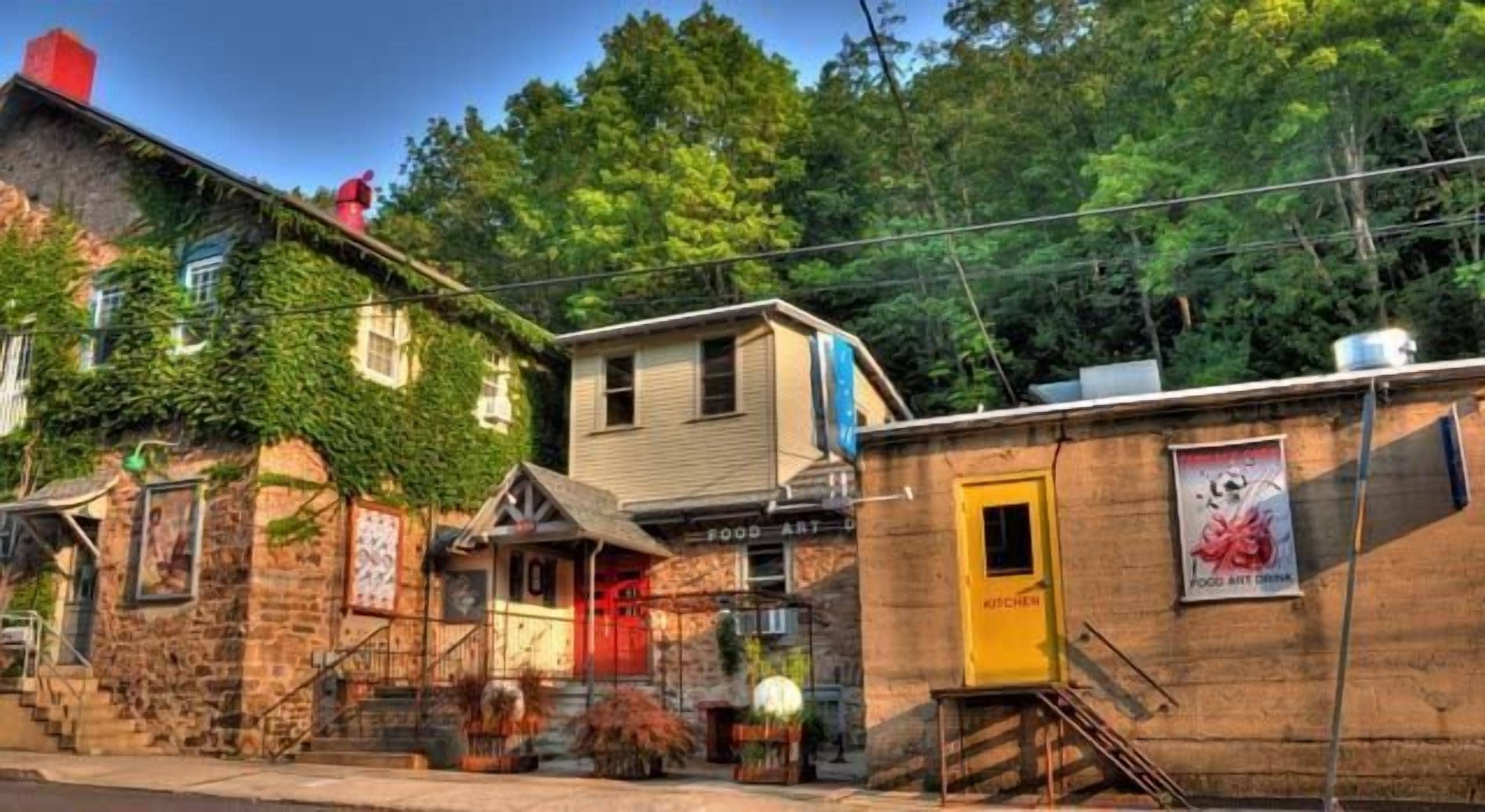 In Town Loft Apartment in Hazleton, United States