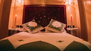 Premium bedding, free WiFi