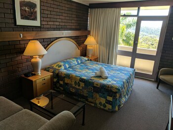 Hillcrest Merimbula Deals Reviews Merimbula Aus Wotif - 