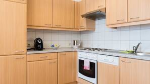 Kühlschrank, Mikrowelle, Ofen, Herd