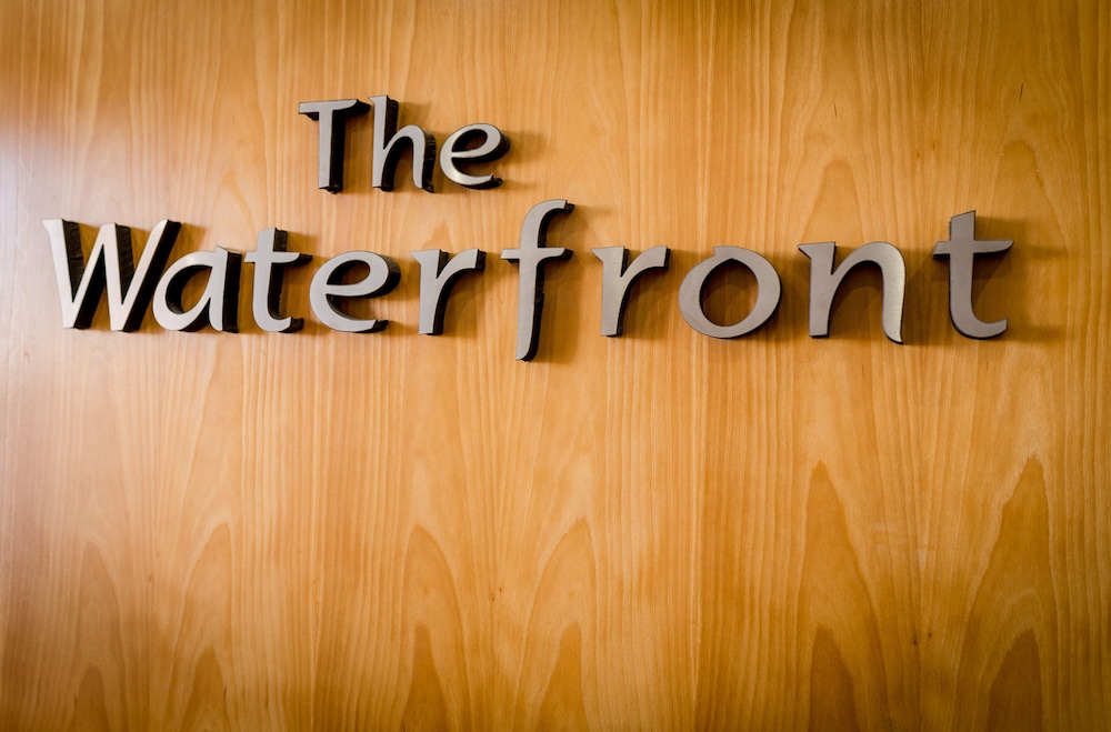 The Waterfront Hotel & Bistro