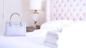 Premium bedding, in-room safe, desk, iron/ironing board